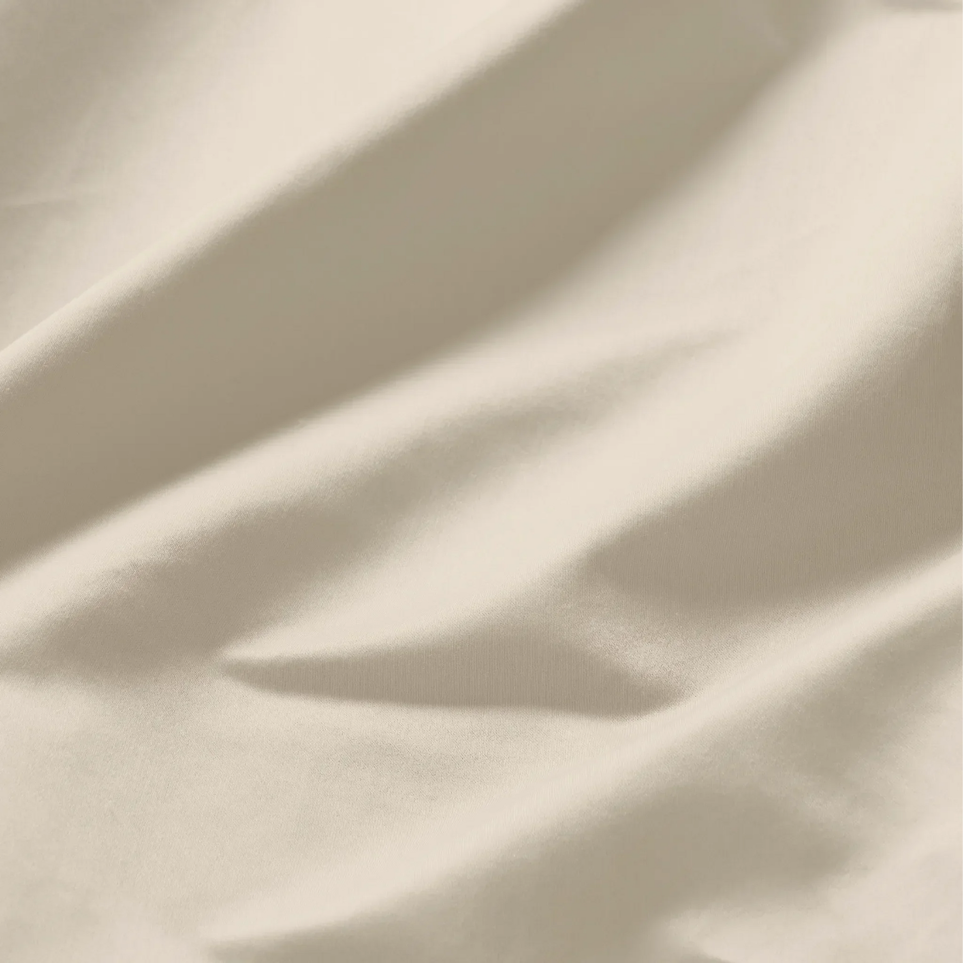 Texture detail of ivory Egyptian Cotton Sateen 650 Thread Count sheets