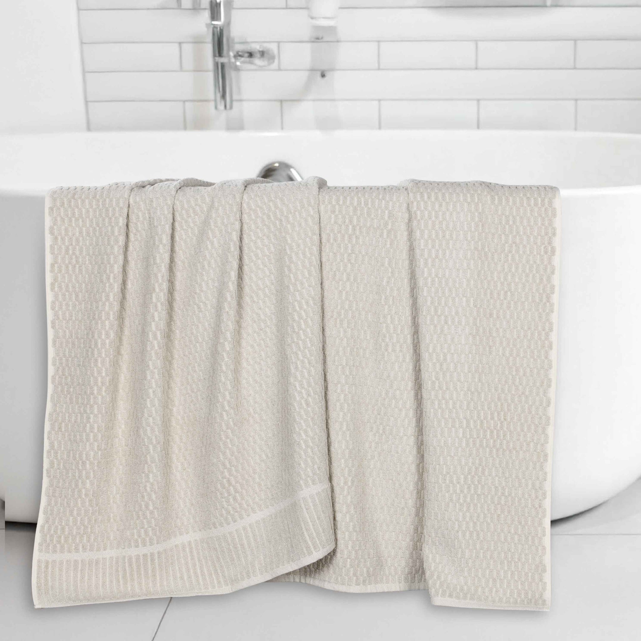 Juno Cotton Blend Textured Checkered Ribbed Border Bath Sheets, Set of 2