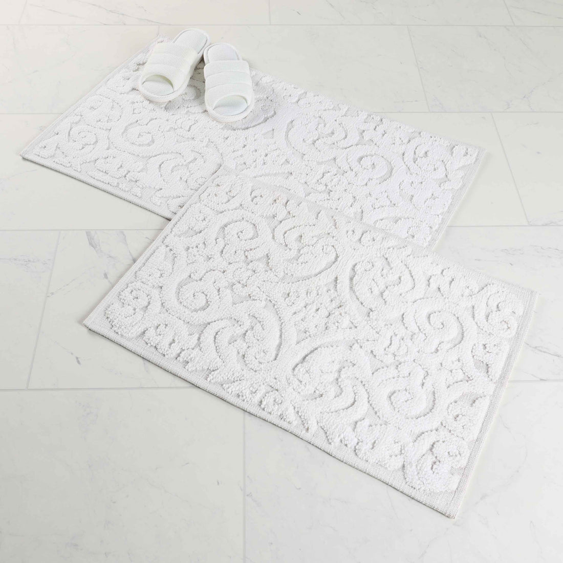 Venere Floral Scroll Textured Machine Washable Bath Rugs, Set of 2